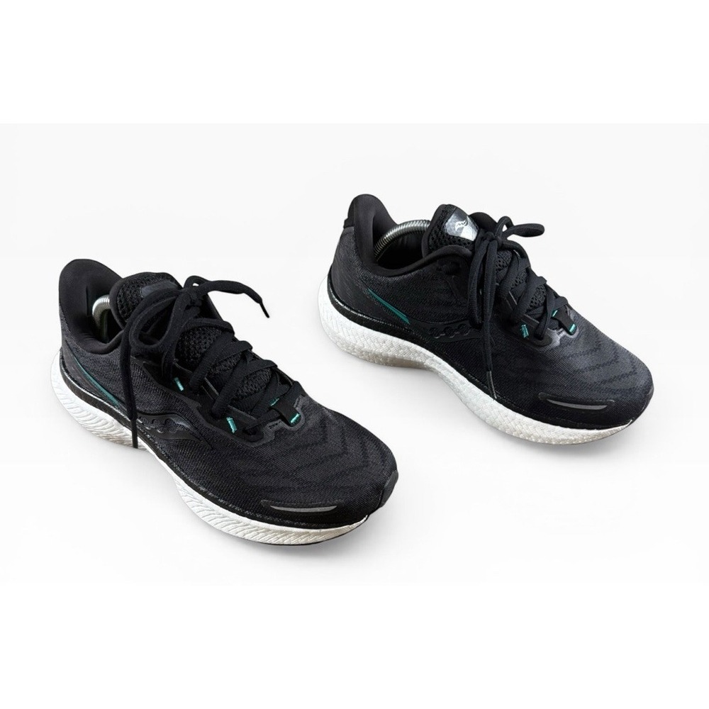 SAUCONY Triumph Womens 6.5 Black Running Shoes Lightweight Performance